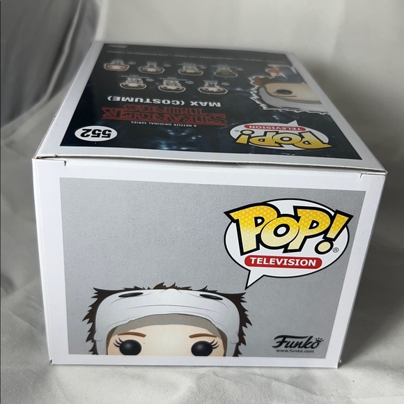 Funko Pop Stranger Things Max Halloween Costume 552 Hot Topic Exclusive - Picture 5 of 6